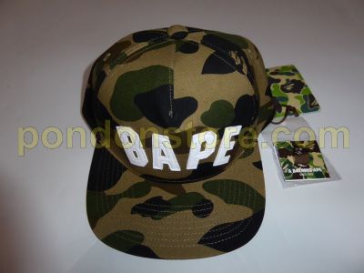 Bape camo sales snapback