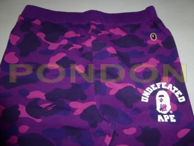 A BATHING APE : bape x undefeated color camo sweat pants purple