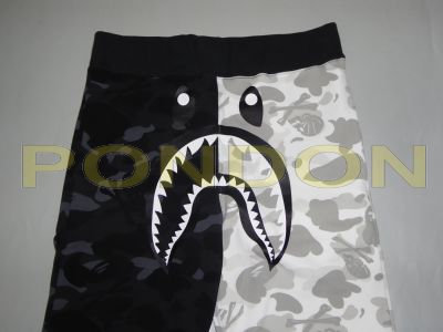 A BATHING APE : Bape x Neighborhood camo shark slim sweat pants